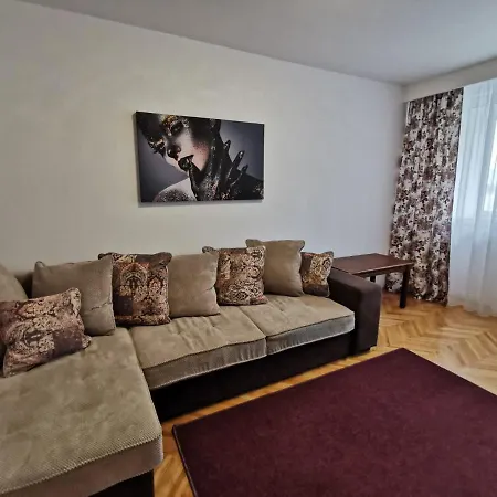 Apartament Carla-Maria Deva Exterior photo